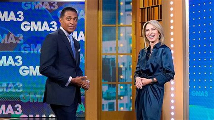 Amy Robach & T.J. Holmes Makeout In Miami: Photos – Hollywood Life