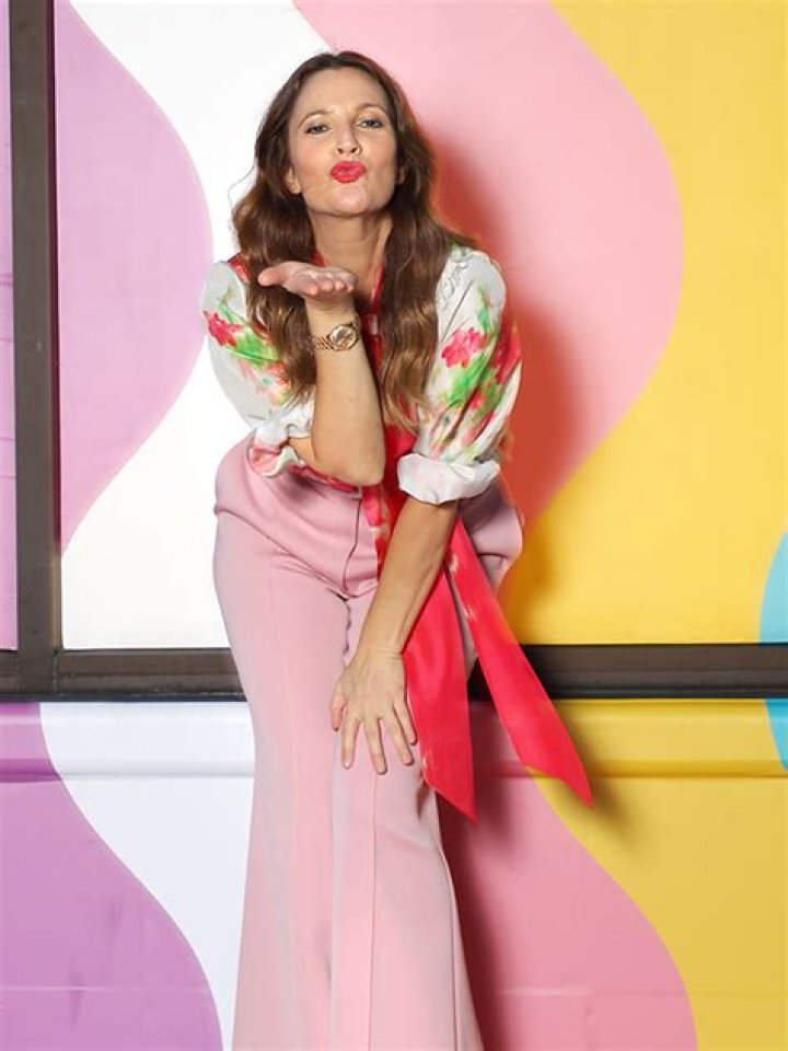 Drew Barrymore’s Halloween Costume 2021: Photo – Hollywood Life