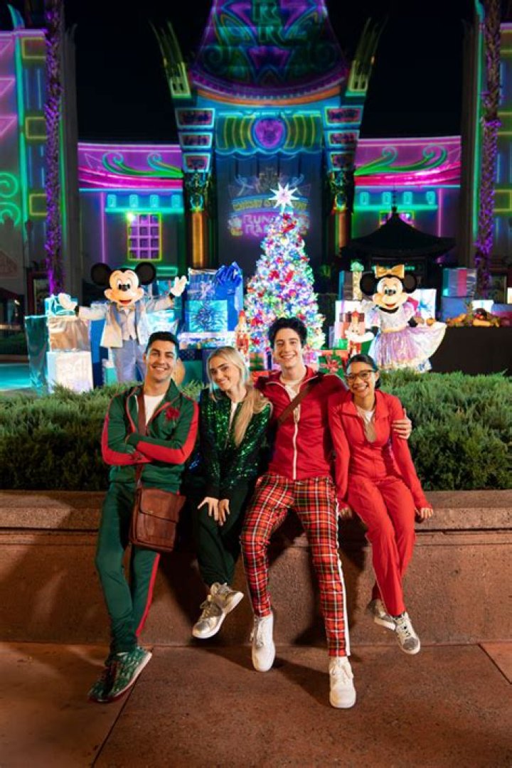 ‘Holiday Magic Quest’s Milo Manheim, Meg Donnelly On ‘Zombies’ Reunion – Hollywood Life