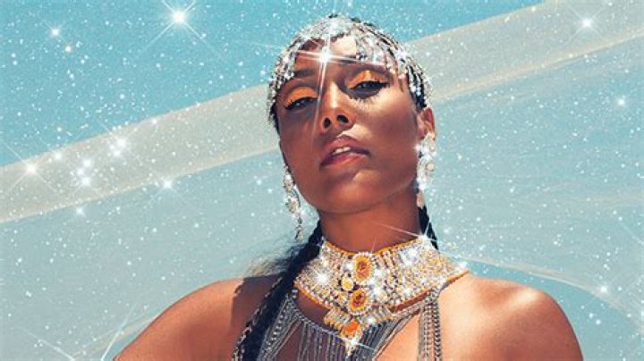 India Shawn Talks ‘Not Too Deep,’ ‘Cali Love’ & That Quarantine Life – Hollywood Life