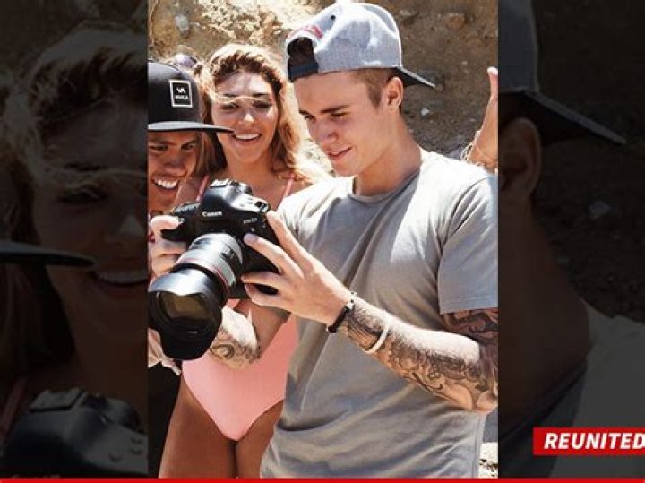 Justin Bieber Wants Threesome With Chantel Jeffries — Dissing Selena?