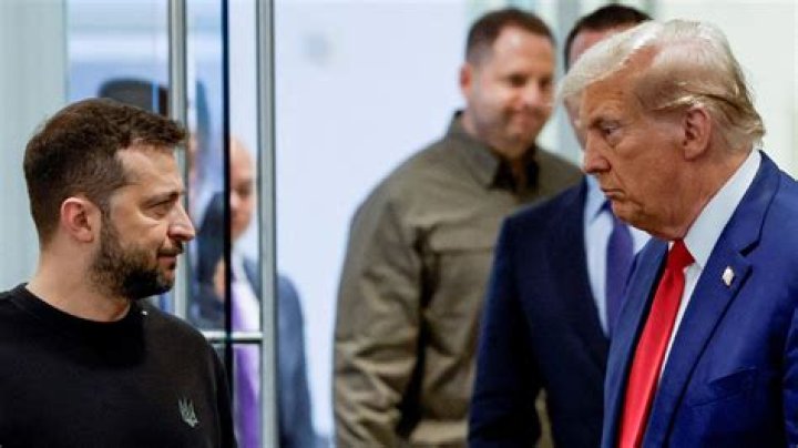 Kirsten Gillibrand Blasts Trump For Doing ‘Nothing’ To Stop Russian Meddling: ‘A Failure Of Leadership’