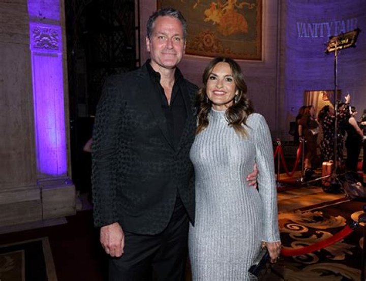 Mariska Hargitay Recalls Meeting Husband Peter for the First Time