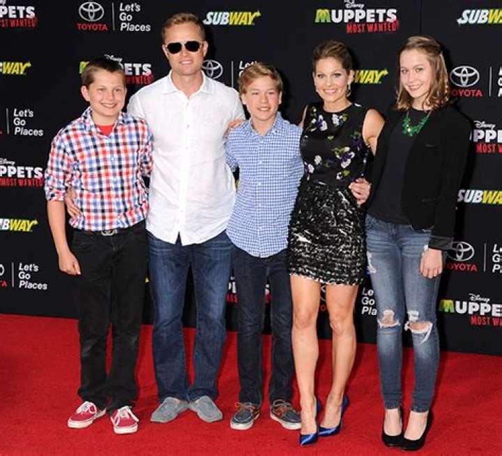 Meet Her Soulmate Val Bure – Hollywood Life