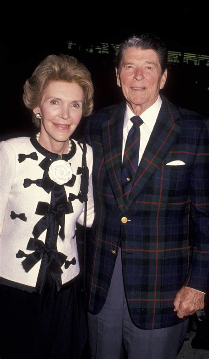 Nancy Reagan Pics — See Former First Lady’s Life In Photos – Hollywood Life