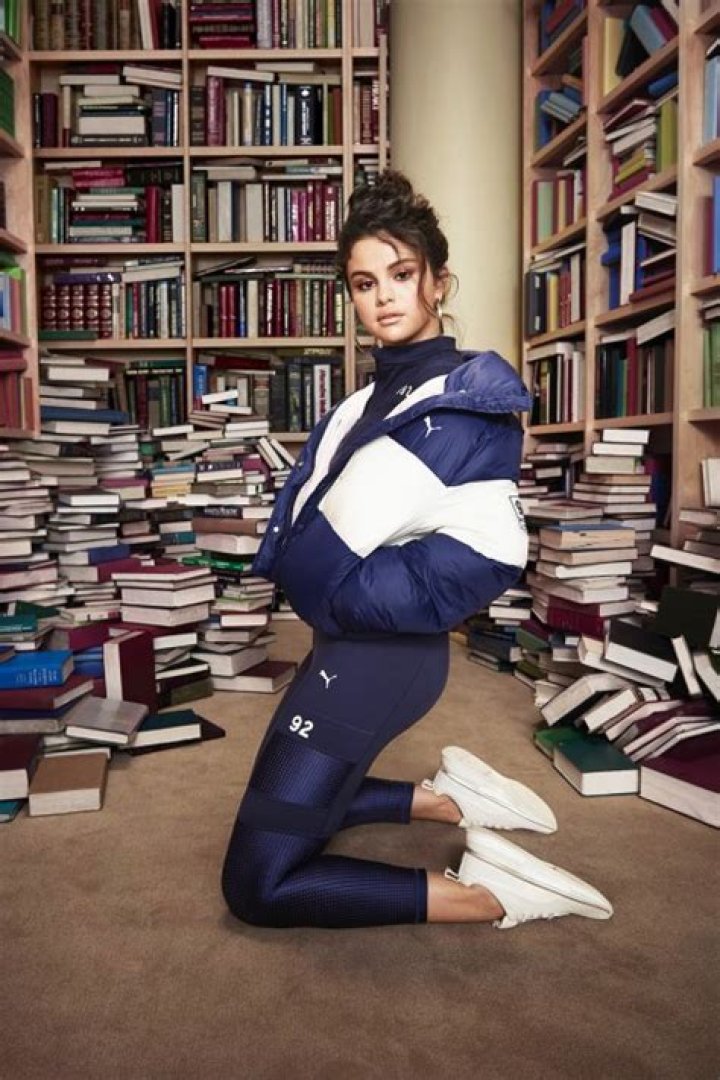 [PICS] PUMA Campaign — Kylie Jenner, Rihanna & More Rock Sexy Sneakers – Hollywood Life