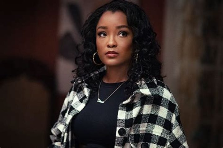 ‘Power Book 2’ Star On Monet’s Son Secret & Diana Reaction: Interview – Hollywood Life