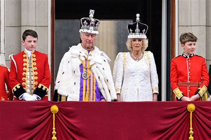 Prince Harry Skips Balcony After King Charles’ Coronation – Hollywood Life