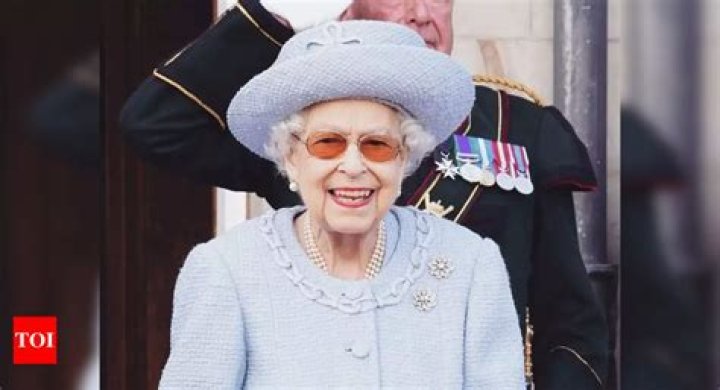Queen Elizabeth II, 96, Under ‘Medical Supervision’ As Doctors Are ‘Concerned’ For Her Health