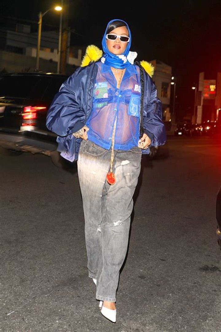 Rihanna’s Sheer Blue Shirt – Baby Bump For Super Bowl – Photos – Hollywood Life