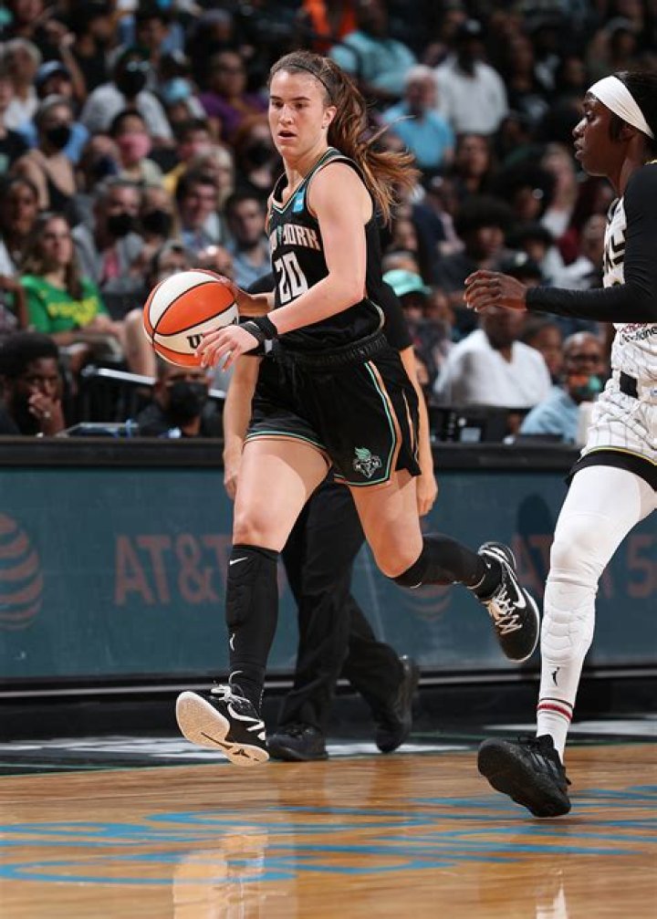 Sabrina Ionescu — Photos