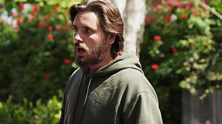 Scott Finds A Squatter — Video – Hollywood Life