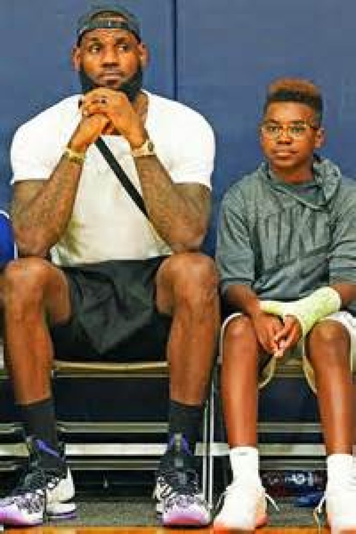 Shares Pics Of Sons Playing Together – Hollywood Life