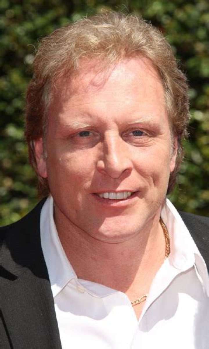 Sig Hansen Celebrity Profile – Hollywood Life