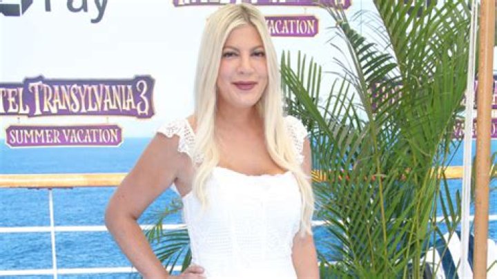 Tori Spelling Reveals She’s Hospitalized After Dean McDermott Split & ‘Missing’ Her Kids