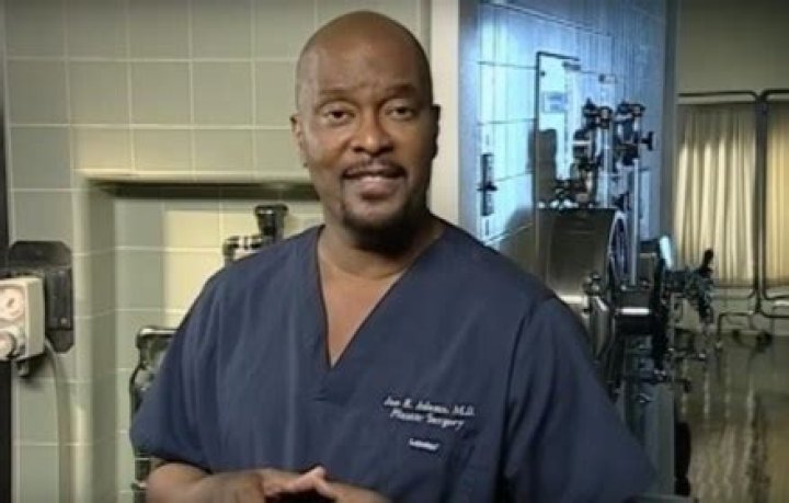 Who Is Jan Adams? Facts On Surgeon Who Operated On Kanye West’s Mom – Hollywood Life