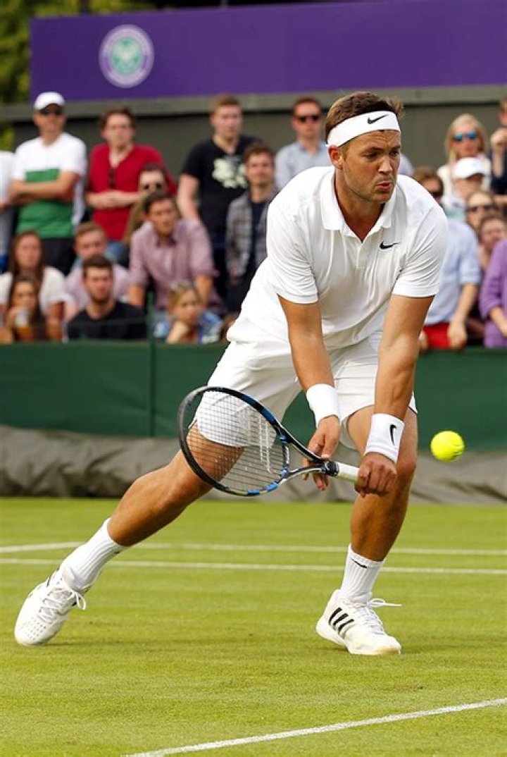 Who Is Marcus Willis? — 5 Things To Know About The Unlikely Wimbledon Superstar – Hollywood Life